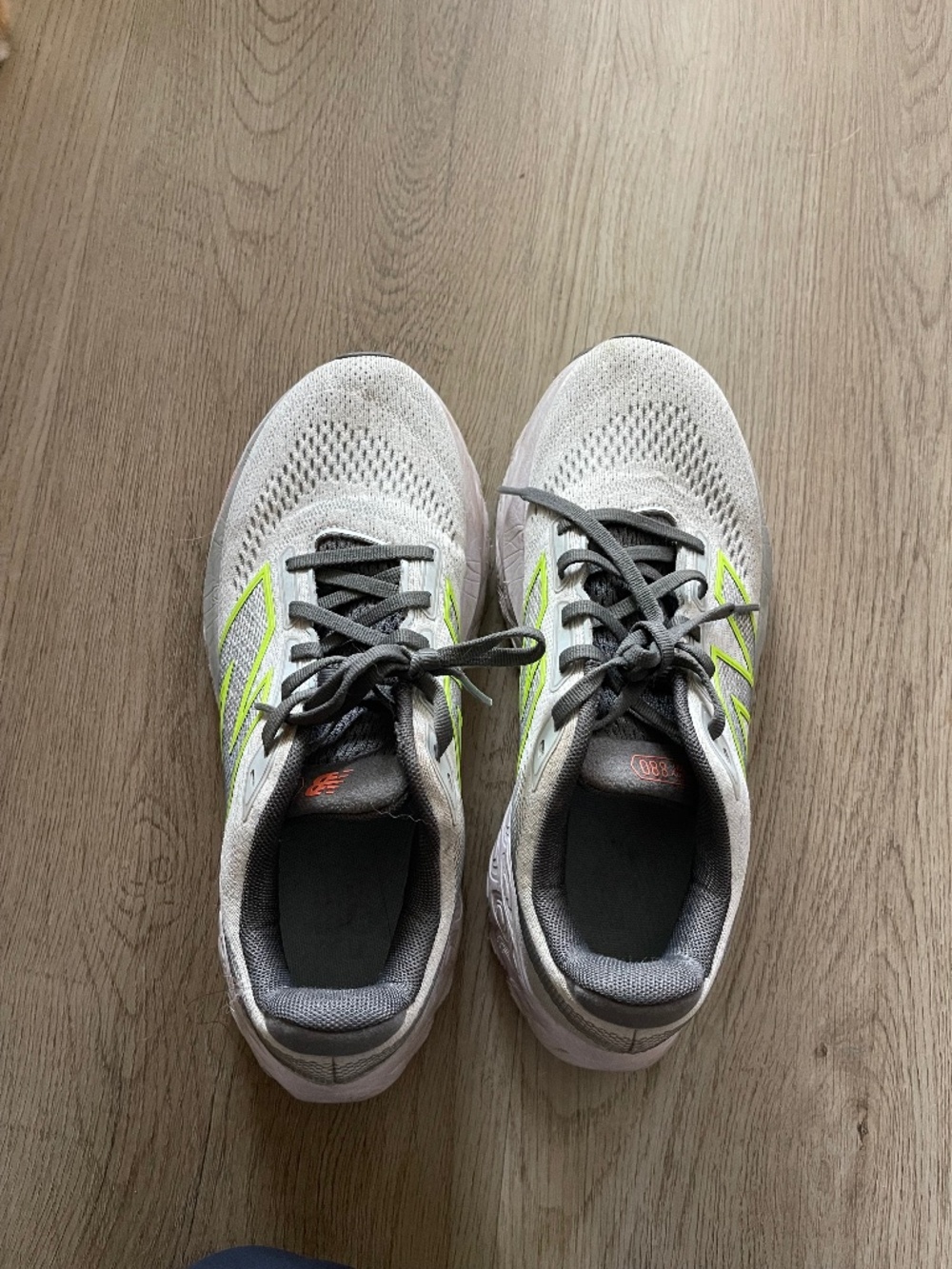 New Balance Womens fresh foam 880  - Size 9